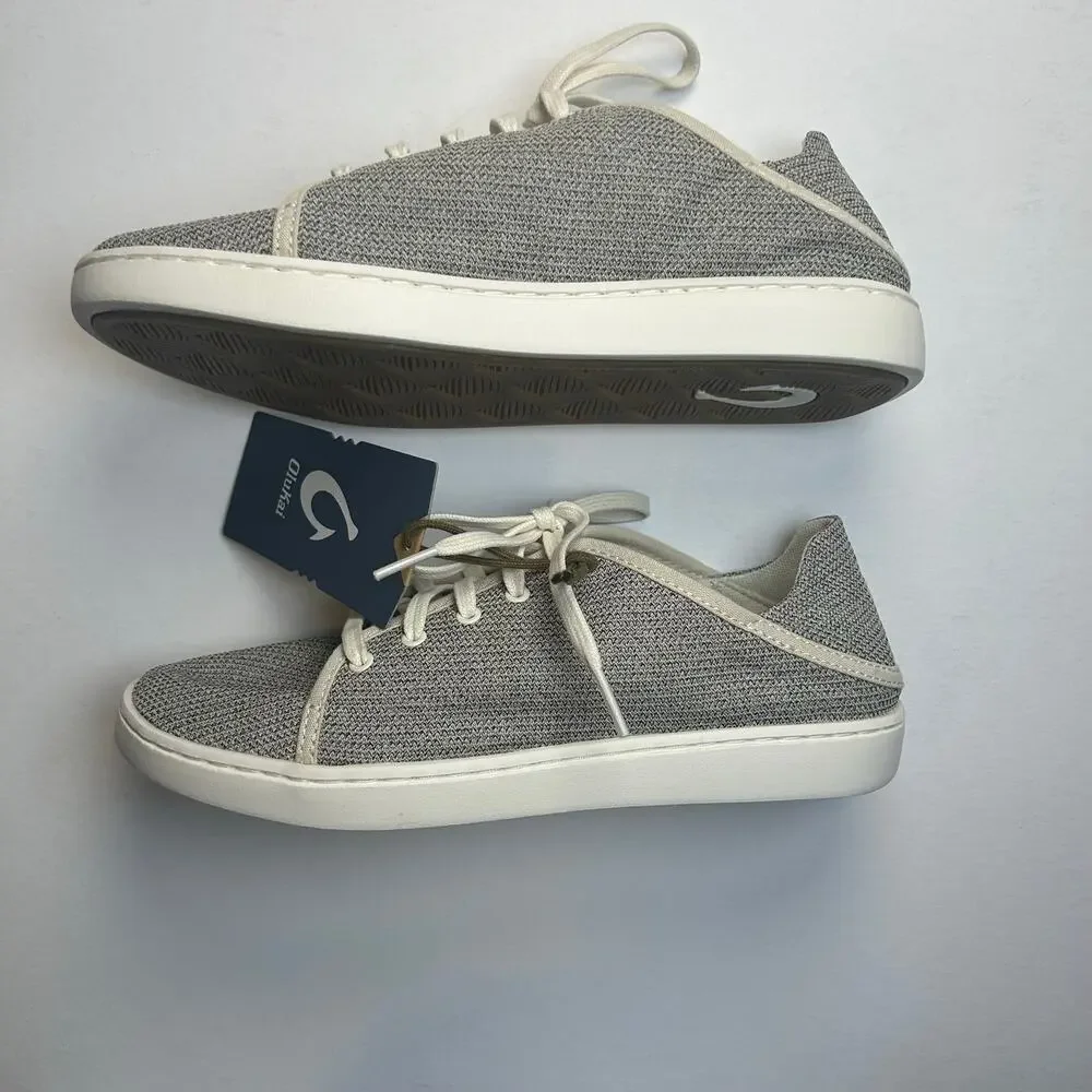 OluKai women's new Pehuea Li tapa/white sand sneakers size 7.5